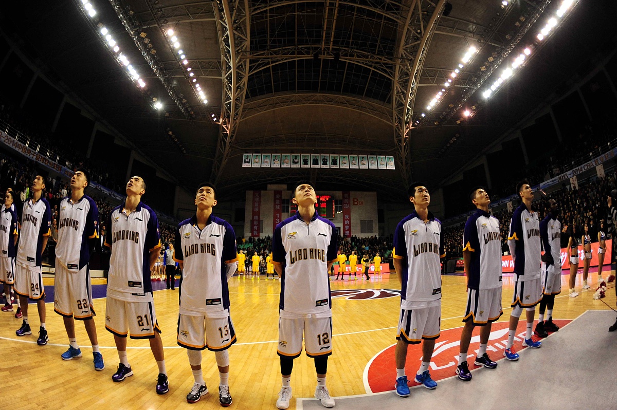 球员们在场上的表现再次令人瞩目