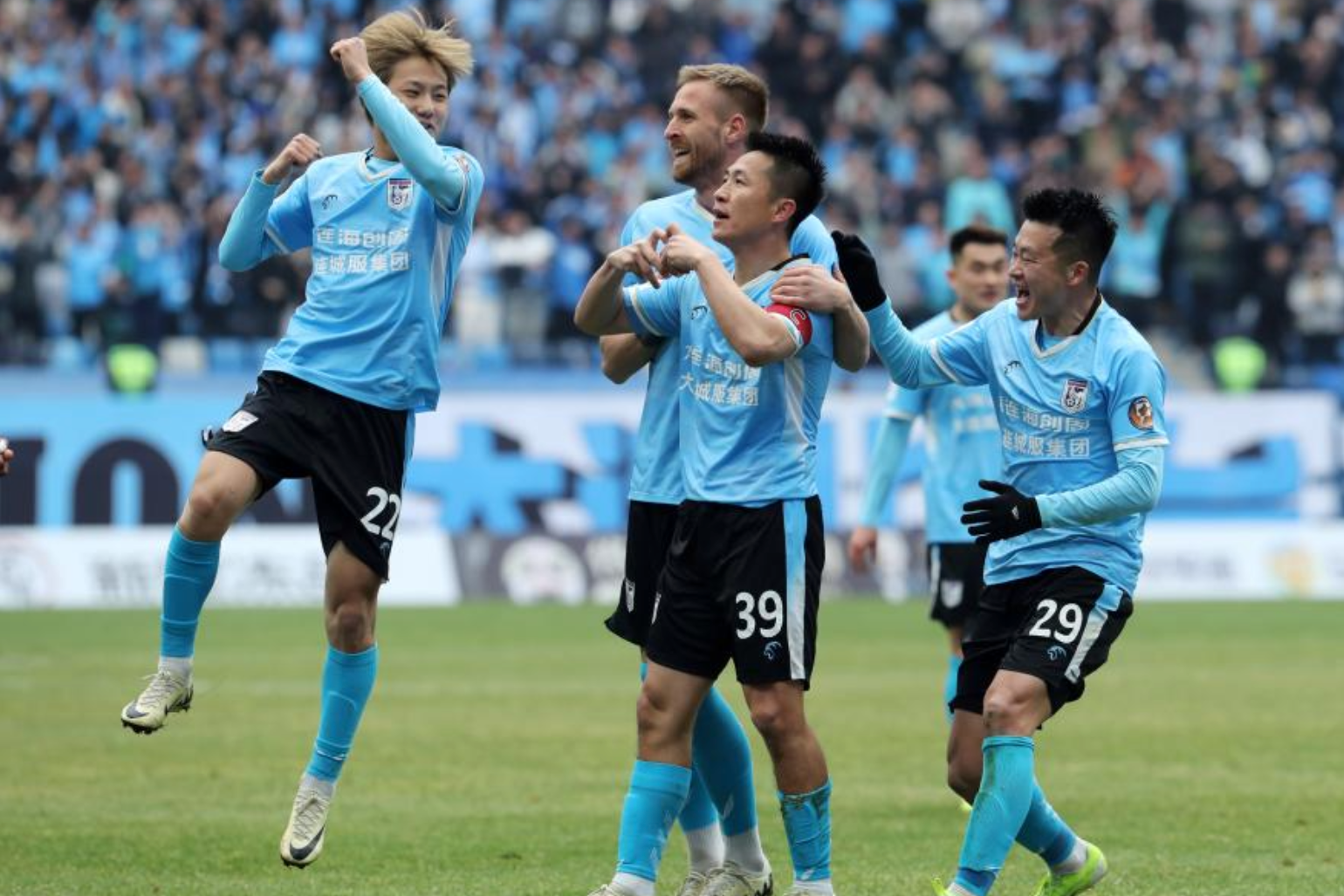 比勒费尔德主帅感谢球迷支持