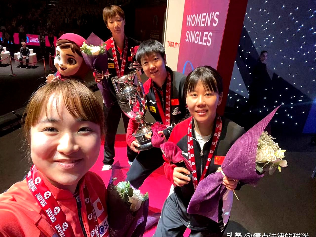 包含夺冠热门队实现逆袭，斩获胜利的词条