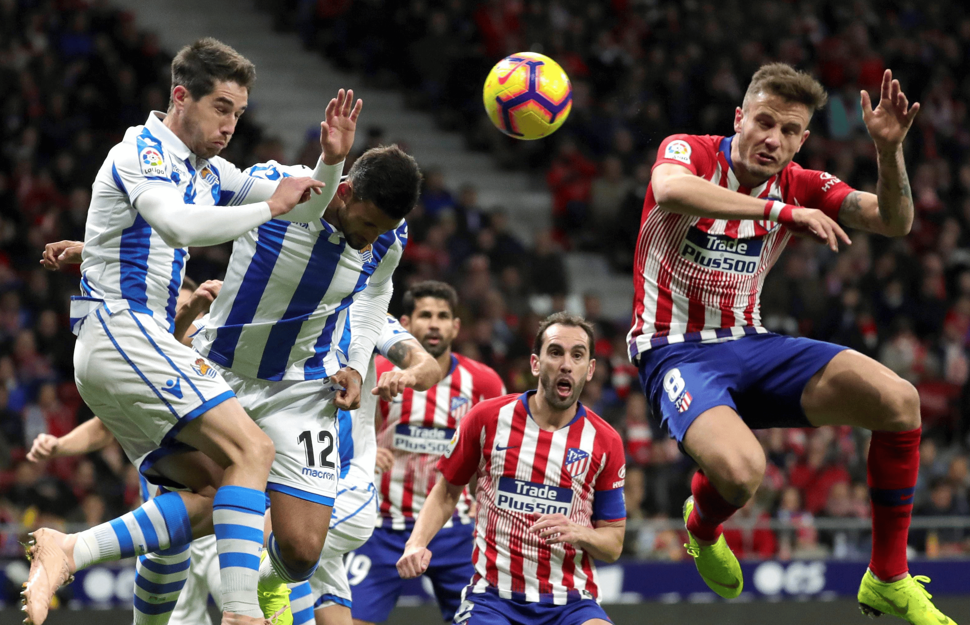 爱游戏-皇马逆袭取胜，小组赛收官积极向上的简单介绍