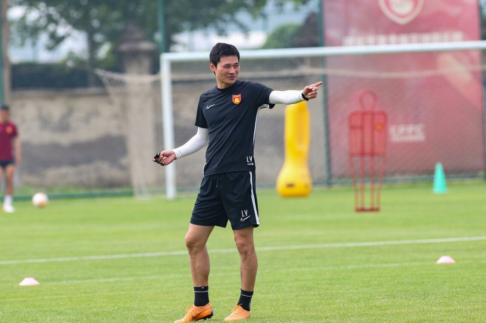 低迷表现令球迷失望，冠军呼声渐退