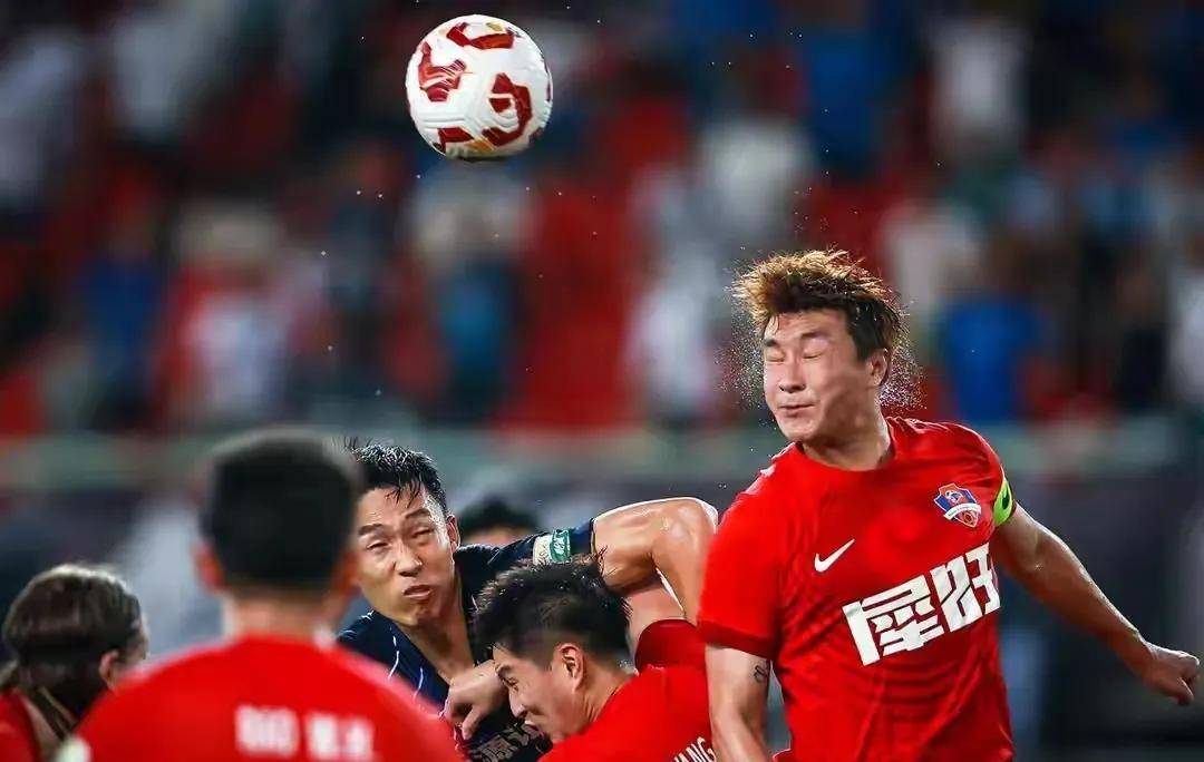 爱游戏入口-运气不佳的球队在赛场上遭遇挑战