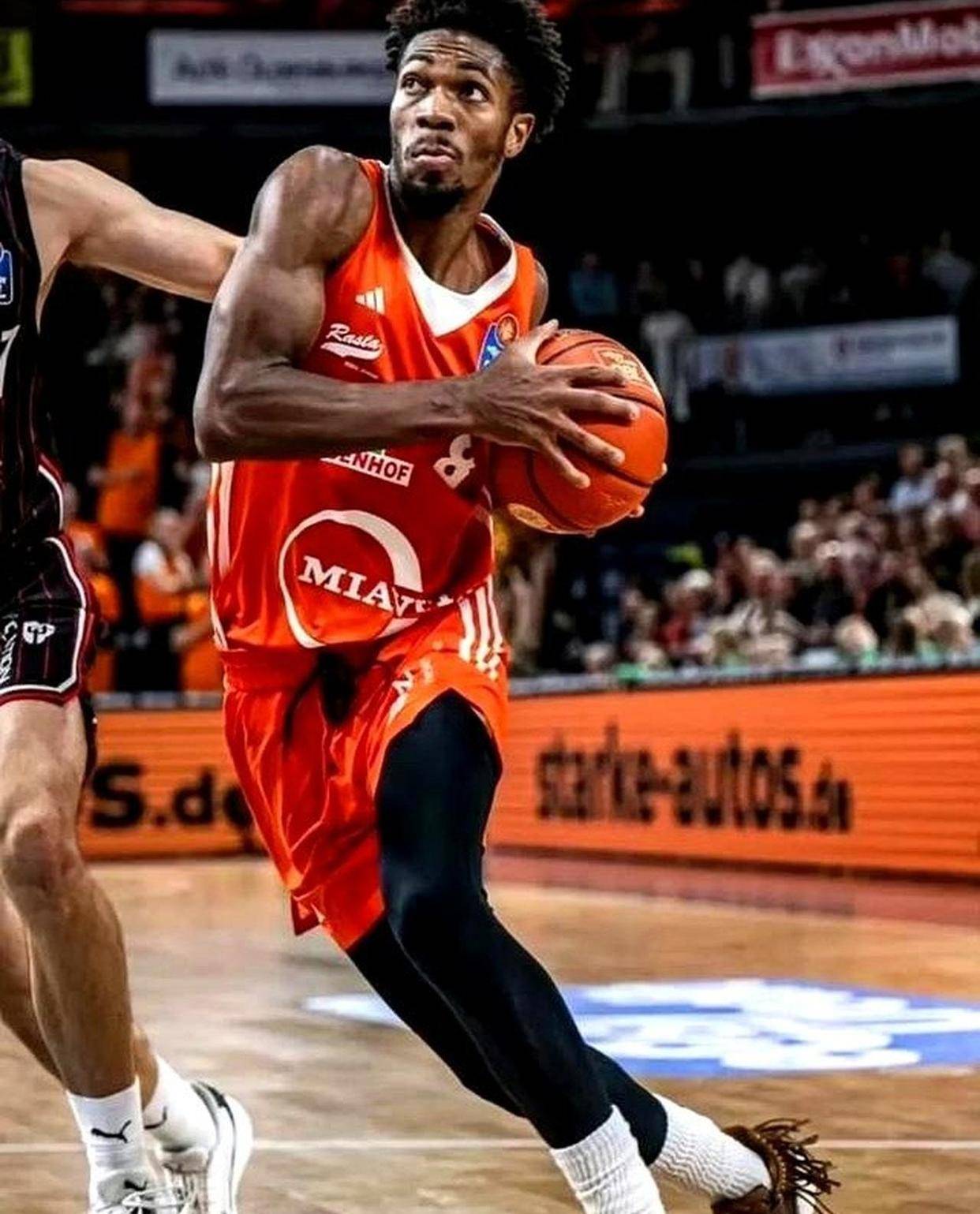 浙江男篮外援状态正佳，助力球队取胜的简单介绍