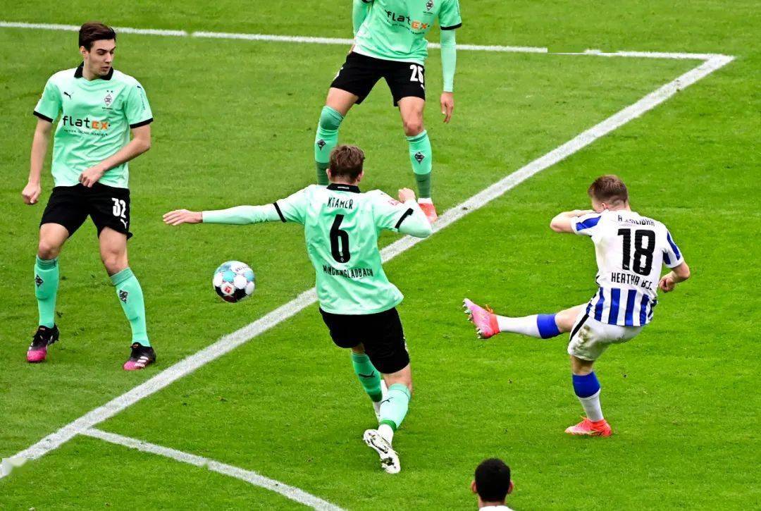 集体出击迎来胜利，门兴球员逐鹿胜果的简单介绍