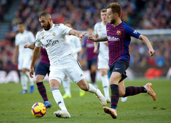 爱游戏官网-皇家社会中锋夸瓦品中射进大四川，助球队击败巴萨的简单介绍