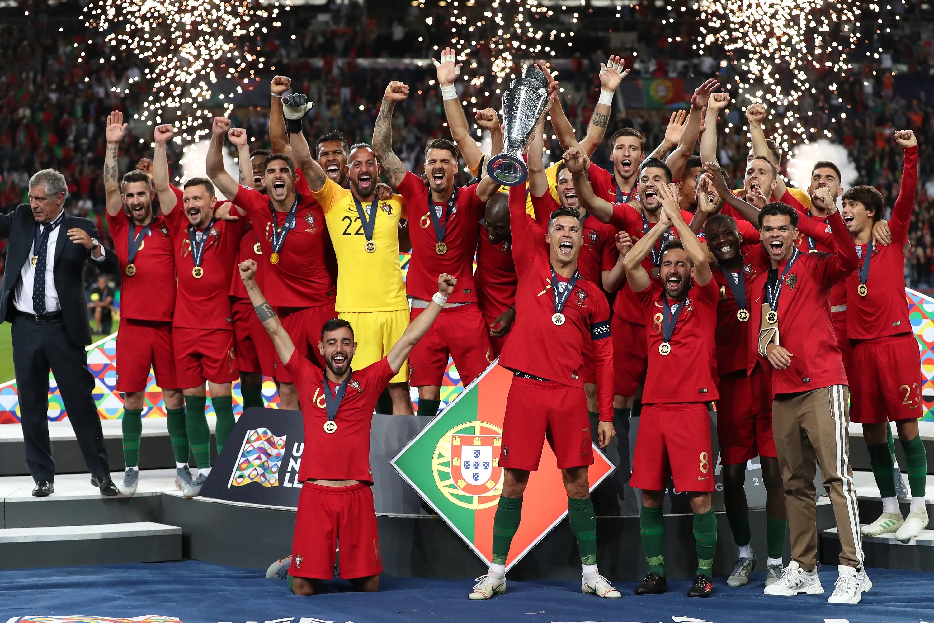 关于欧洲精彩足球赛事成为球迷关注焦点的信息