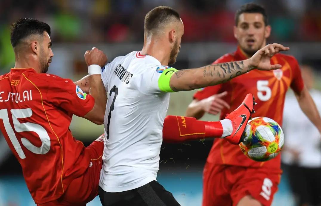 美因茨客场较量，争夺保级关键战