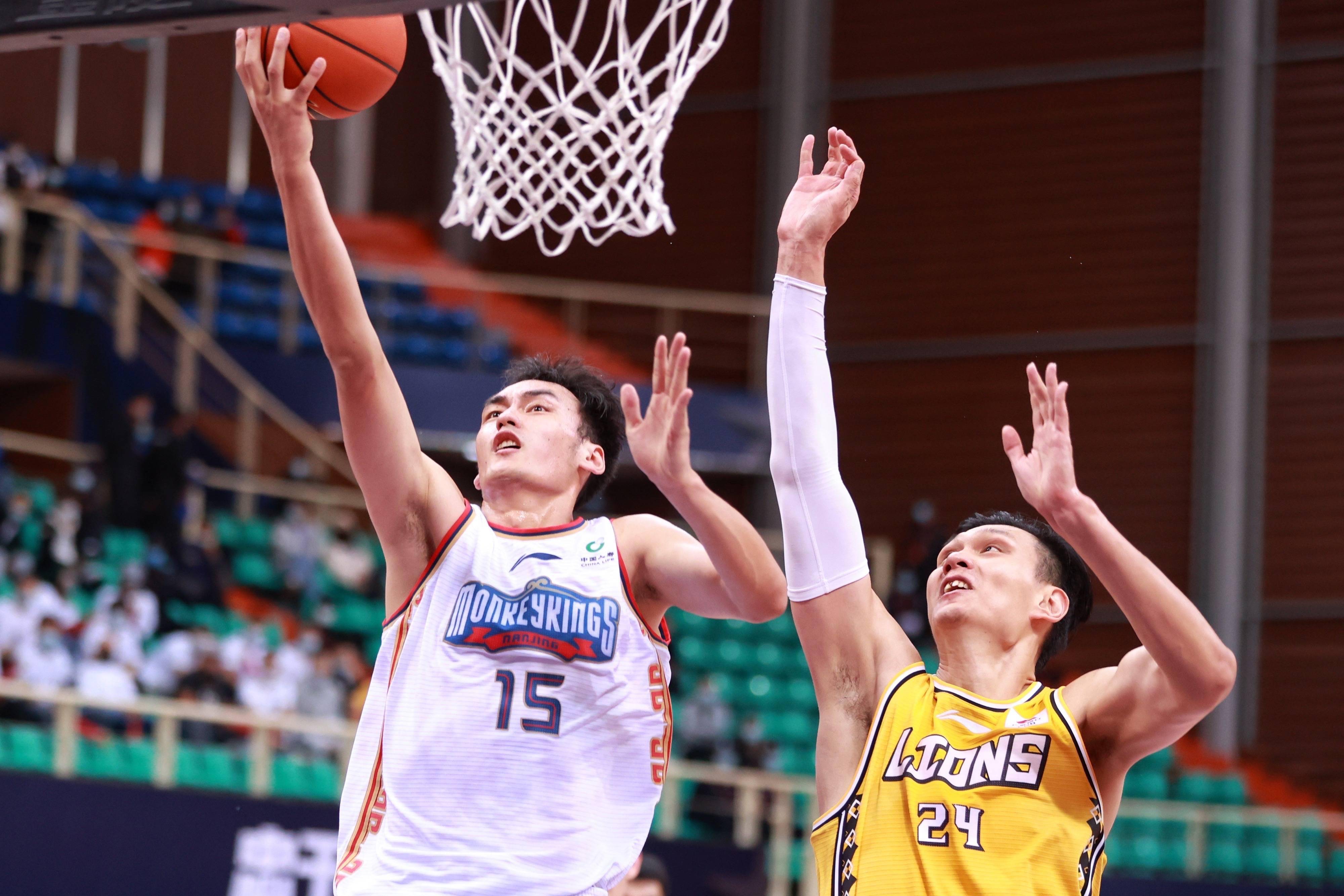 爱游戏入口-包含南京同曦队战胜江苏队，稳定发挥的词条