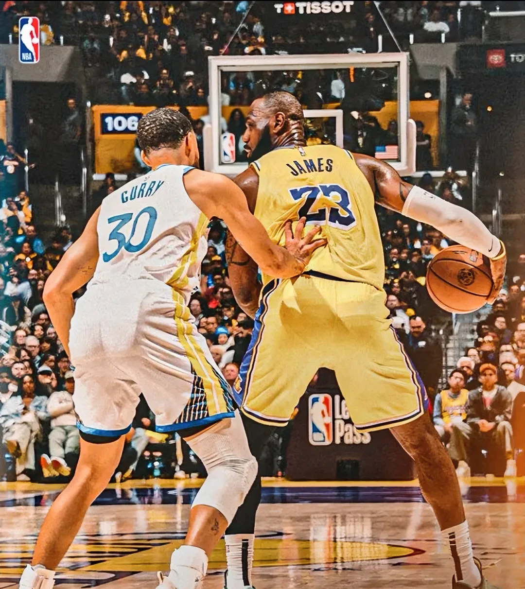 NBA近期比赛：勇士战胜湖人，库里砍下40分