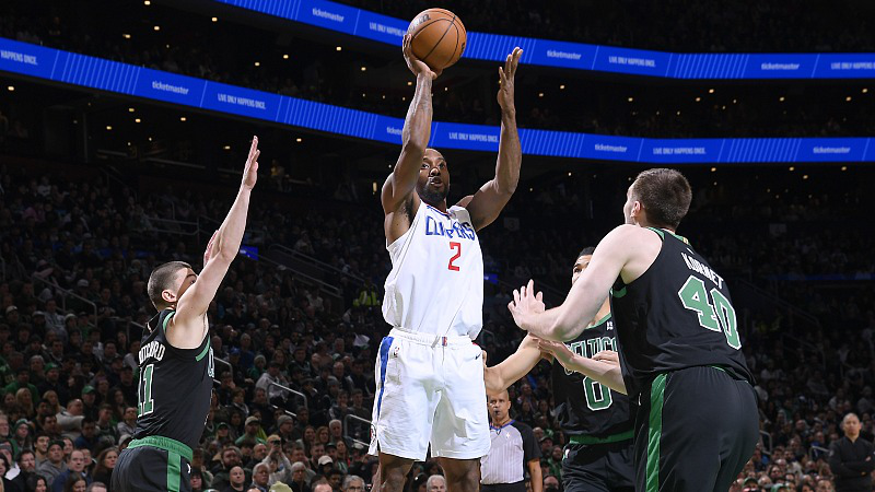 快船战胜凯尔特人，莱昂纳德关键时刻发挥稳定