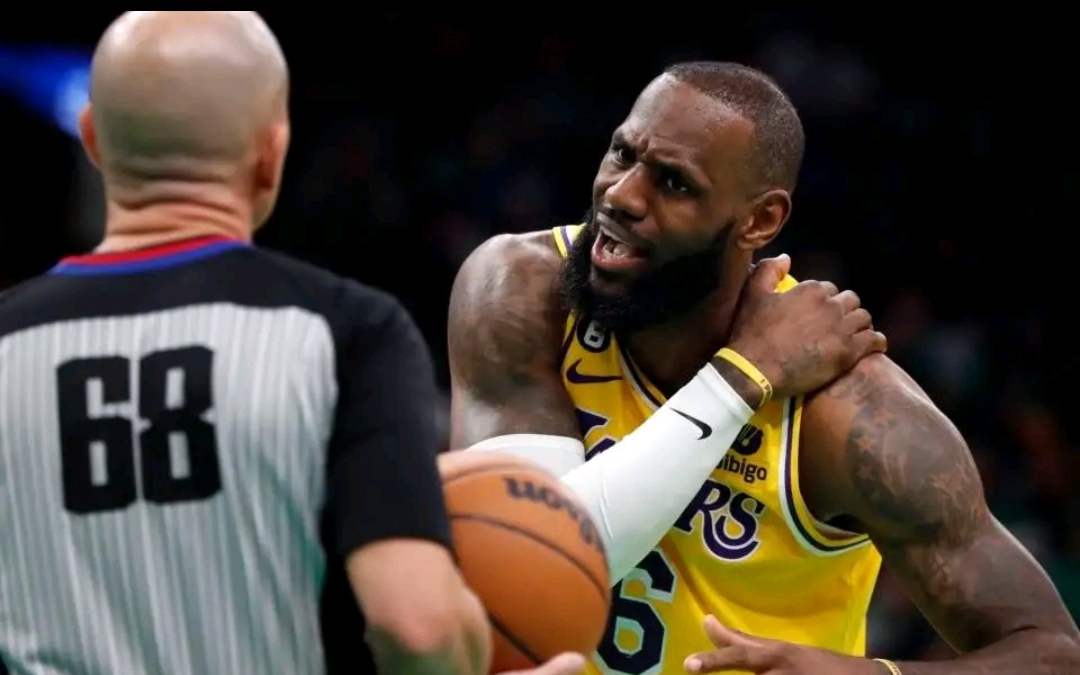 火箭击败湖人,取得激动人心的胜利 火箭击败湖人,取得激动人心的胜利