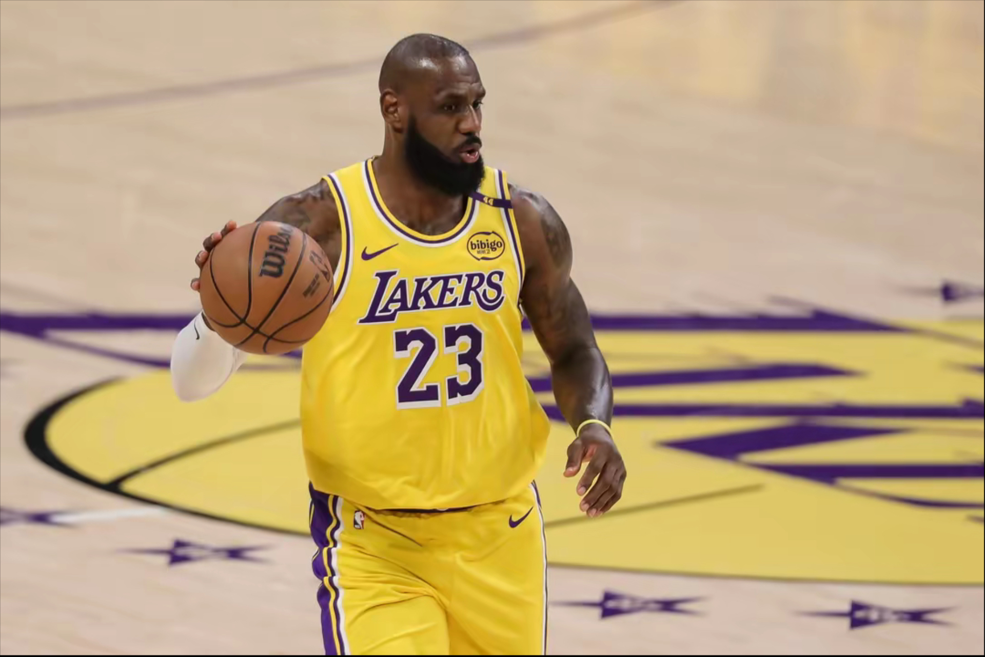 乔治建功，湖人队击败开拓者