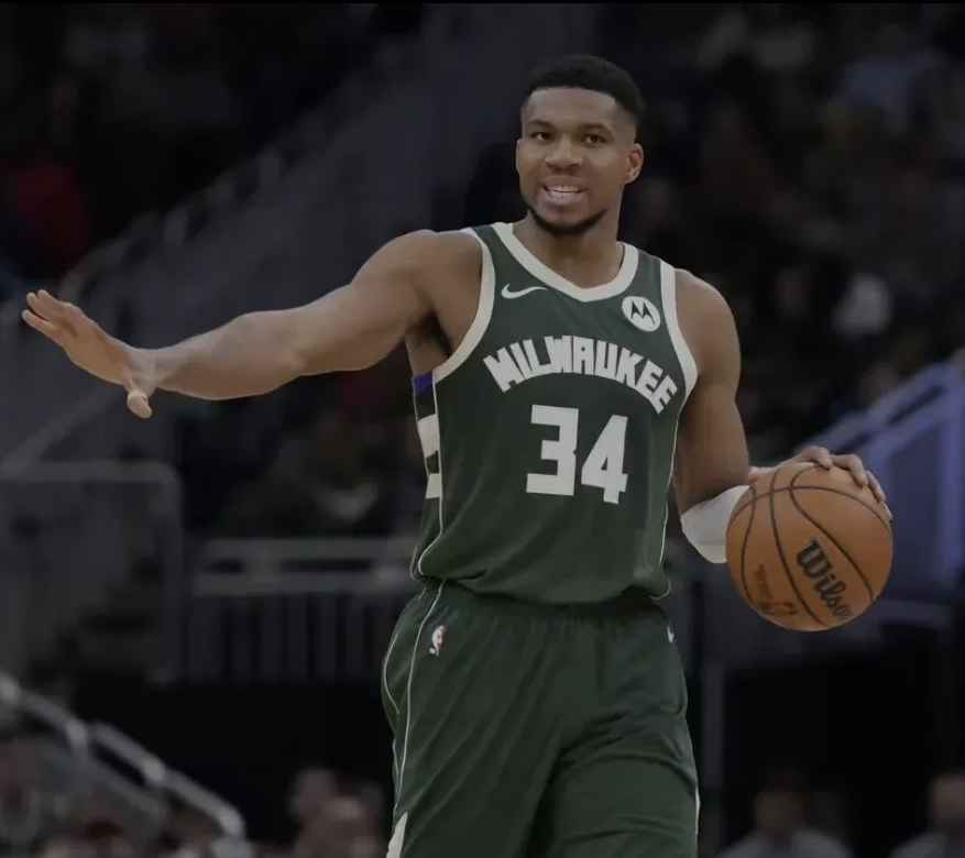 雄鹿队主帅因紧急事务暂时离队的简单介绍 雄鹿队主帅因紧急事务暂时离队的简单介绍