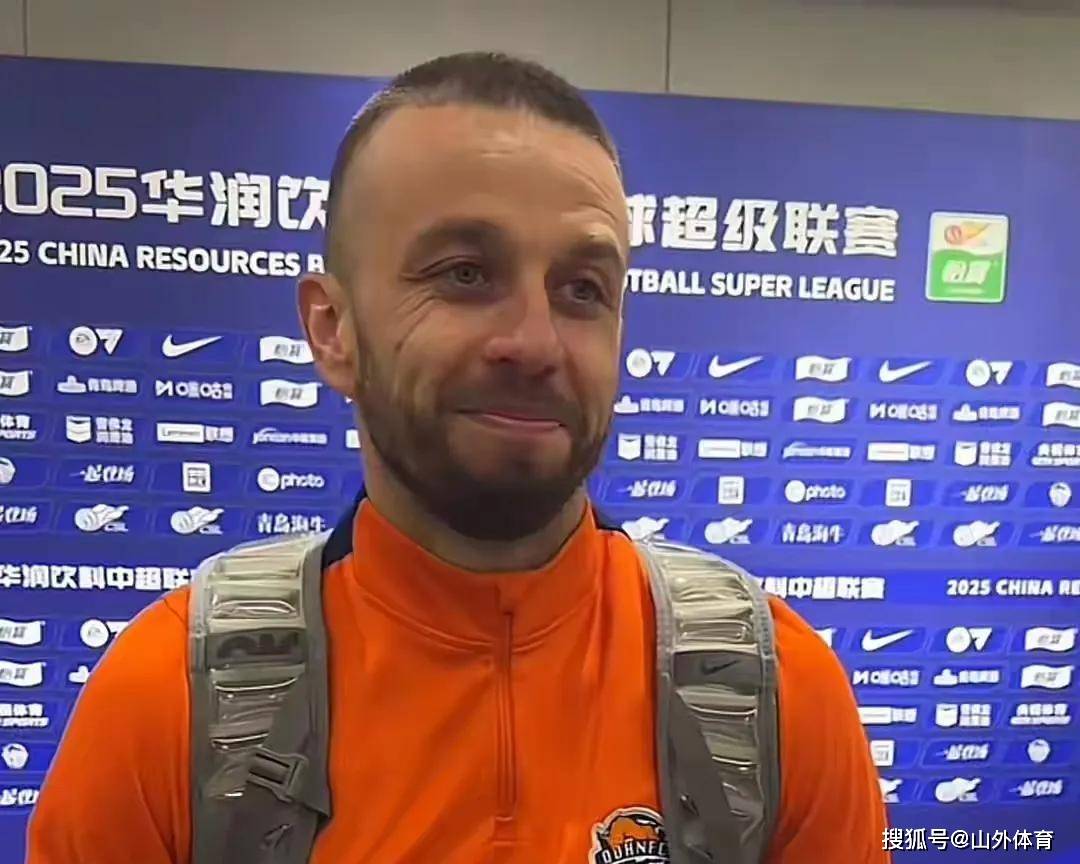 青岛球员状态亮眼，球队士气高涨备战