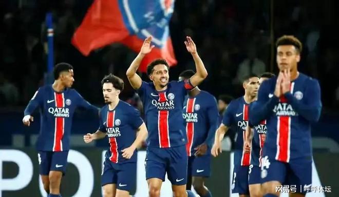 法甲球队在比赛中力克对手，赢得关键胜利