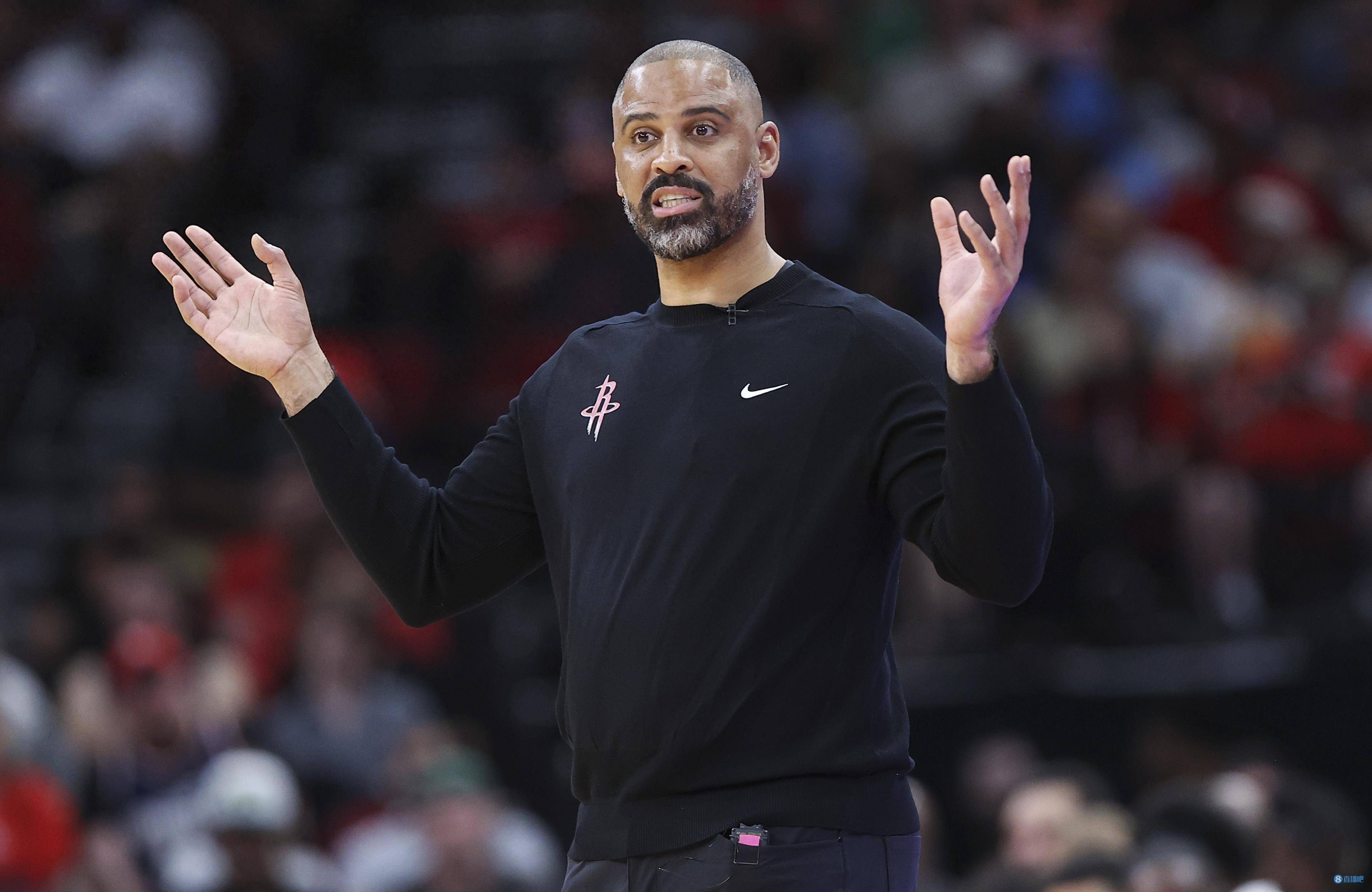 火箭不敌马刺,保罗无力回天 火箭不敌马刺,保罗无力回天