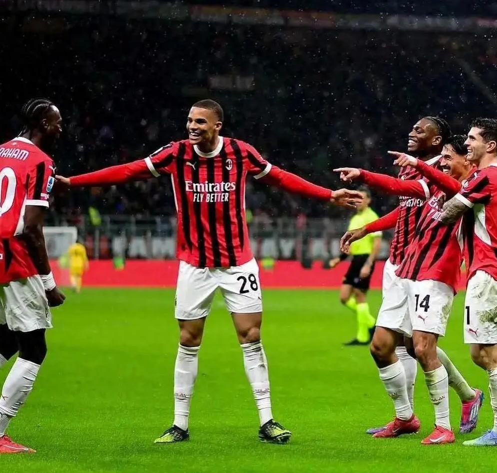 AC米兰准备重返欧冠,雄心壮志 AC米兰准备重返欧冠,雄心壮志