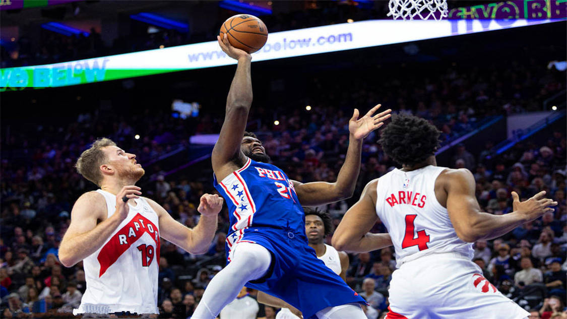 猛龙队力克76人，继续保持不败纪录