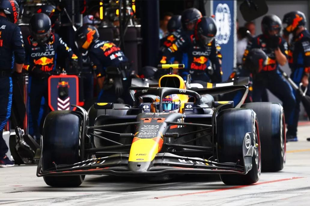 法拉利横扫红牛二队，佩雷兹点燃赛场的简单介绍