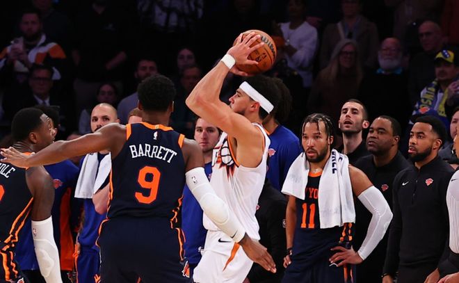 关于山西队绝杀尼克斯，布克统治全场的信息