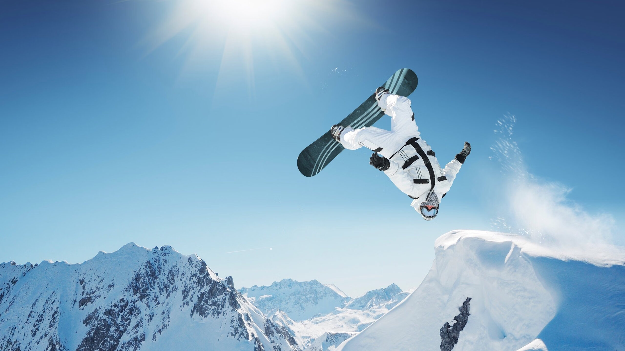 数据风暴席卷东西部,贝恩的高能输出如何隔空助深圳单节击溃独行侠?