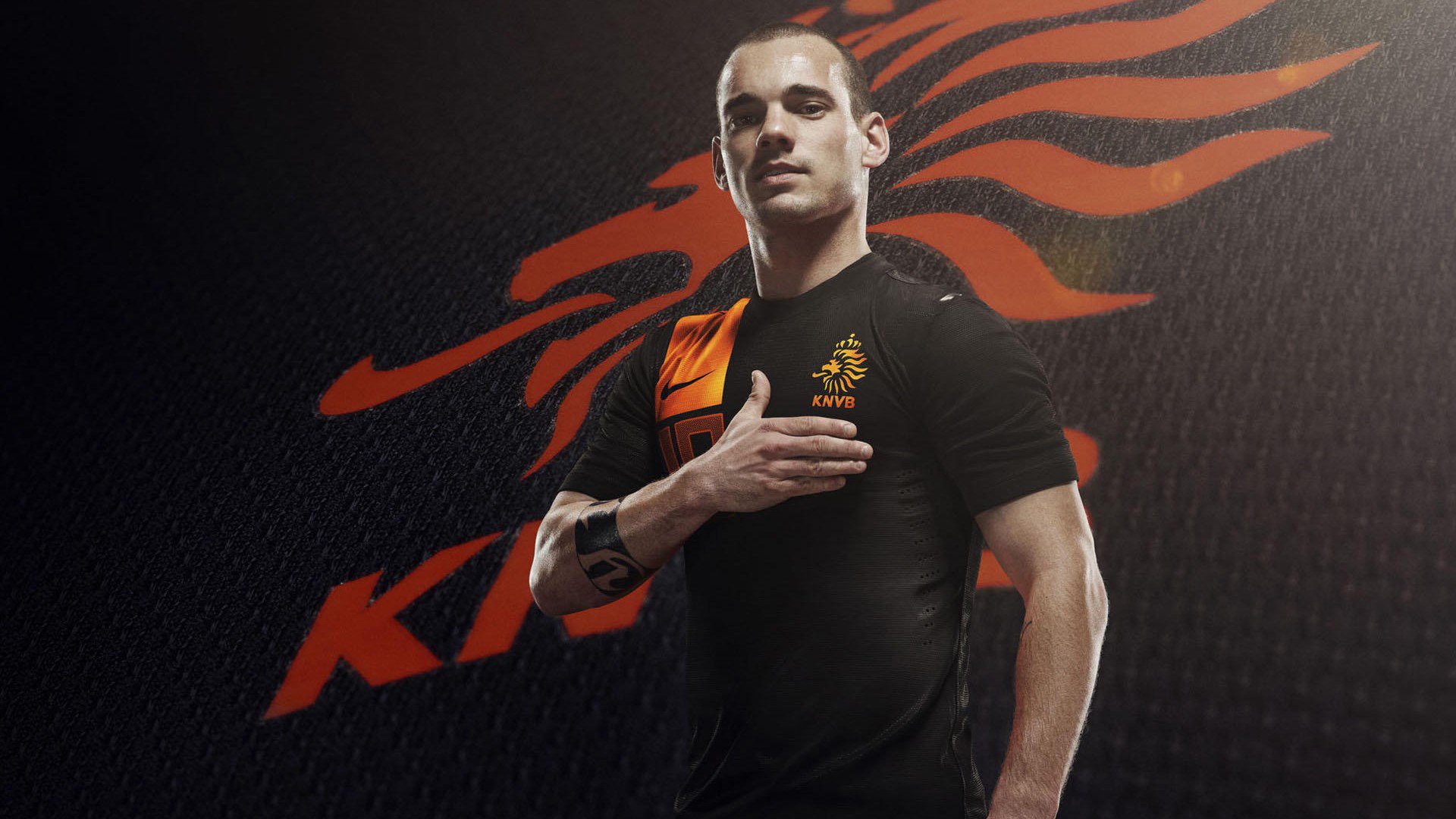 绝杀的艺术，红牛冷酷一击下，诺里斯高光背后的暗影与光芒