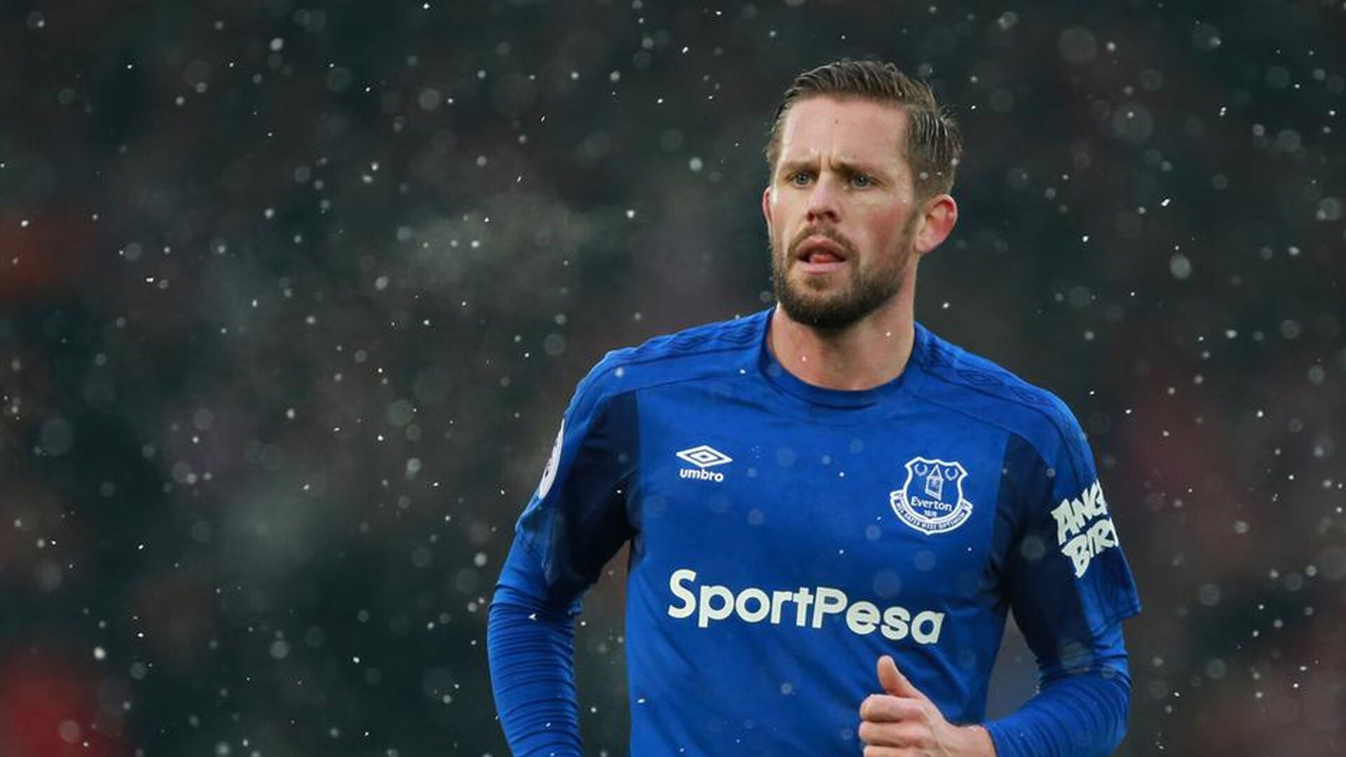 爱游戏-纳达尔拉沃尔杯上演法网式惊天逆转，红土之王再刷新历史纪录